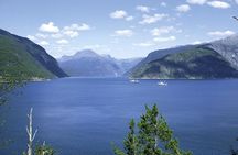 Private Bergen Hardangerfjord Full-Day, incl Cruise & Waterfalls