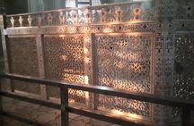 Taj Mahal Gatimaan Superfast Train Tour From Delhi All Inclusive