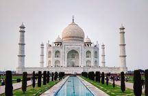  Taj Mahal Sunrise Day-Trip with Breakfast at Oberoi trident