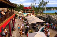 Rick's Café and Seven Mile Beach Private Tour 