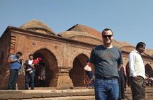 Day trip from Kolkata to Bishnupur for Terracotta Temples and Silk 