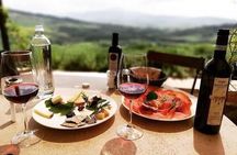 Full-Day 2 Wineries Tour in Montepulciano with Tasting and Lunch