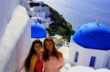 Private Oia Panoramic Scenes: Embrace the most picturesque village of Santorini!