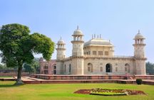 Taj Mahal Day Trip from Delhi Ending in Jaipur