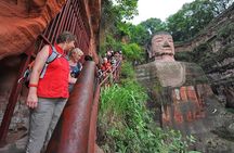 Private Leshan Giant Buddha and Local Food Tasting Trip
