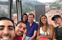 comuna 13 graffitour & cable car