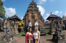 Explore Ubud with an English Speaking Driver/Guide