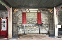 Coach Tour: Hong Kong Heritage Discovery