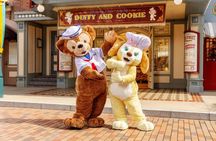 Daily Group Tour: Disneyland Admission With Hotel Pickup and 1-Way Transfer