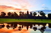 2-Days Private Tour in Angkor Sunrise, Banteay Srei and Beng Mealea Temple