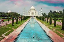 Private Taj Mahal Agra Overnight Tour from Delhi