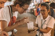 Bangkok by Night: Temples, Markets and Food Tuk-Tuk Tour