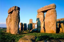 Stonehenge and Bath Day Trip from London with Optional Roman Baths Visit