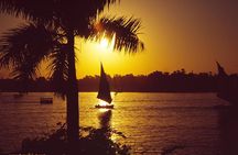 1-Hour Private Felucca on the Nile River With Lunch