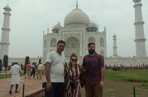 Private day tour from Delhi to Taj Mahal and Agra Fort with guide