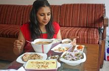 Private Market Tour and Vegetarian Cooking Class in Mumbai
