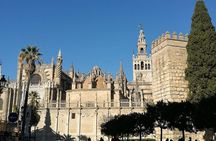 2h30 Private Walking Tour of Seville with Local Guide