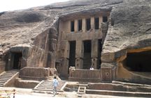 Kanheri Cave with Global Vipassana Pagoda Tour in Private Vehicle