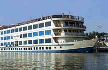 Nile dinner cruise in Cairo with transfer
