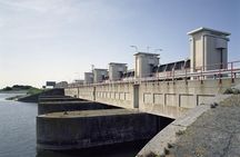 Private day trip to Giethoorn and the Enclosing Dike