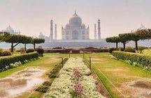 Private Taj Mahal Agra Day Tour from Gurgaon/Gurugram