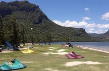 Kitesurfing lesson and rental at a cheaper price and with qualified instructor 