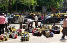 Private Dharavi Slum, Dabbawala & Dhobi Ghat tour with Transport