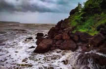 Private Portuguese Heritage Tour: Se Cathedral, Basilica of Bom Jesus and Dona Paula Beach in Goa