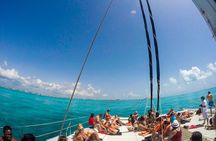 Catamaran to Mujeres Island with Open Bar on Board from Cancun