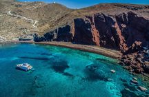 Santorini: Motor Yacht Day Cruise with 5-Course Lunch