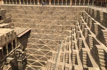 From Jaipur: Day Trip to Taj Mahal, Agra Fort, and Chand Baori
