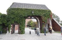Krakow: Wawel Castle Guided Tour