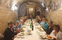 Rome Jewish Ghetto Food & Wine Tour & Guided Visit of Top Sites Lit Up at Night