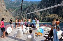 Bodrum Sightseeing & Relaxation Yacht Cabin Charter