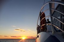 Hervey Bay Champagne Sunset Sail
