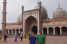 4-Days Golden Triangle Tour {Taj Mahal at Sunrise}