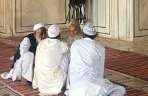 Old Delhi - Hidden Gems Tour on Rickshaws with Guide & Audio Headsets