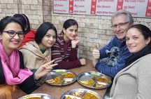 Old Delhi: Food Tasting Tour On Rickshaws With Audio Headsets
