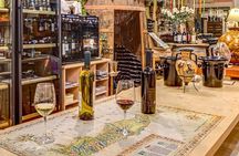 PRIVATE Walking Tour with Lunch and Wine Tasting by a Sommelier