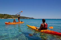 Sea kayaking in the heart of the Ramatuelle Nature Reserve