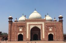 Jaipur transfer from Agra with Taj sunrise and Fatehpur Sikri