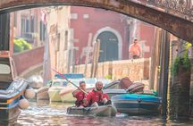 Venice: 60' Quick Kayak Tour with guide