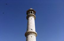 Private Full Day Taj Mahal Tour From Delhi by High Speed Gatiman Express Train