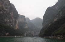 Yangtze River Cruise from Chongqing to Yichang Downstream in 4 Days 3 Nights