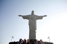 Rio de Janeiro Super Saver: Corcovado and Sugar Loaf Mountain plus Ginga Tropical Show