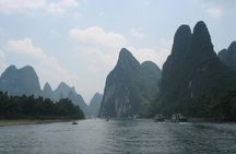 2-Day Private Tour: Classic Li River Cruise and Longji Terrace Tour