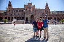 Walking tour through the monumental and historical area of Seville