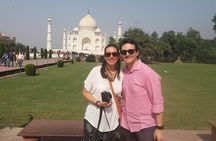 Full Day Agra Sightseeing with all Inclusive (Entrance Fee & Lunch)