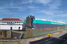 Panama Canal with entrance included and Gatun Lake Boat Tour