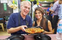 Private Cultural and Historical Singapore Food Tour with Local Hawker Centre